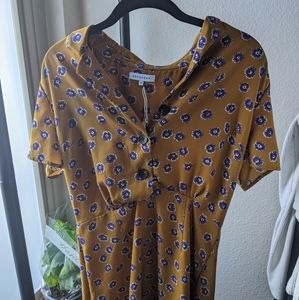 Crescent yellow dress